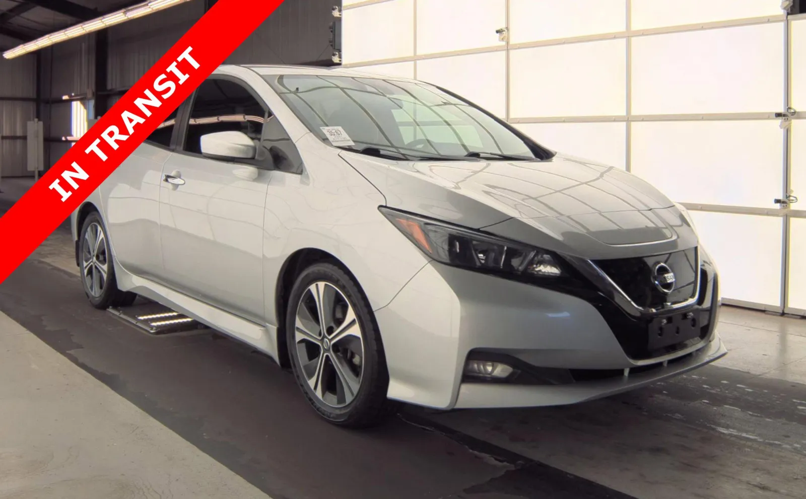 2021 Nissan Leaf SV's photo