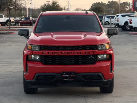 More photos of 2020 Chevrolet Silverado 1500 Custom at Auto Boutique Texas, TX