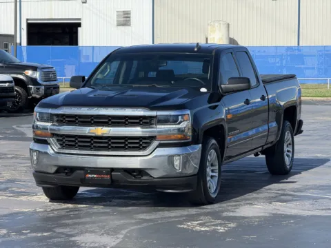 Another view of 2018 Chevrolet Silverado 1500 LT for sale in Alvin, TX at Auto Boutique Texas
