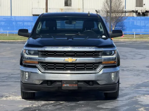 More photos of 2018 Chevrolet Silverado 1500 LT at Auto Boutique Texas, TX