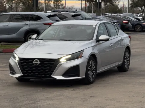 Another view of 2023 Nissan Altima 2.5 SV for sale in Alvin, TX at Auto Boutique Texas