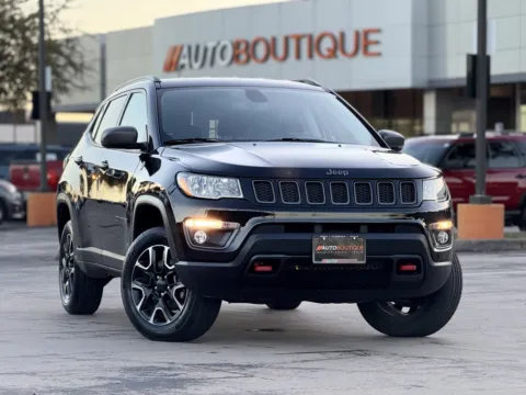 Photos of 2020 Jeep Compass Trailhawk for sale in Alvin, TX at Auto Boutique Texas