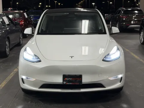 More photos of 2021 Tesla Model Y Long Range at Auto Boutique Texas, TX