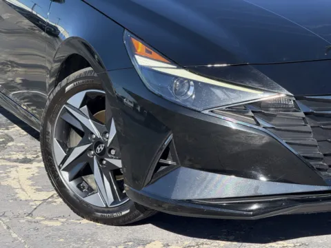 More photos of 2021 Hyundai Elantra SEL at Auto Boutique Texas, TX
