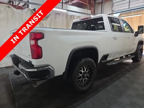 More photos of 2022 Chevrolet Silverado 2500HD LT at Auto Boutique Texas, TX
