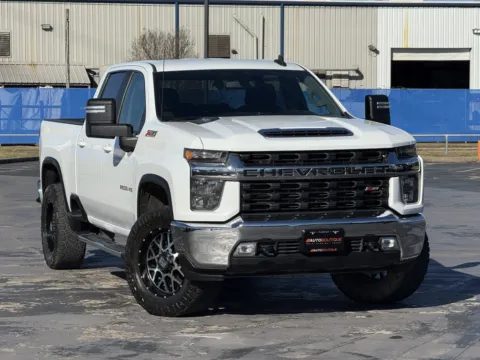 Photos of 2022 Chevrolet Silverado 2500HD LT for sale in Alvin, TX at Auto Boutique Texas