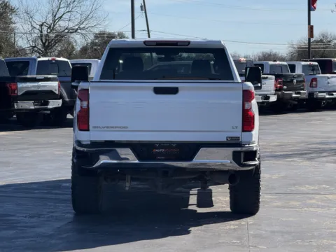 More photos of 2022 Chevrolet Silverado 2500HD LT at Auto Boutique Texas, TX