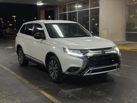 Another view of 2020 Mitsubishi Outlander ES for sale in Alvin, TX at Auto Boutique Texas