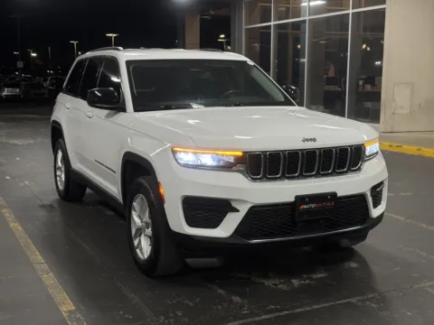 Photos of 2023 Jeep Grand Cherokee Laredo for sale in Alvin, TX at Auto Boutique Texas