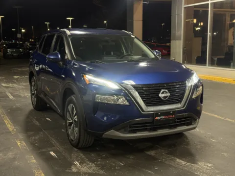 Photos of 2022 Nissan Rogue SV for sale in Alvin, TX at Auto Boutique Texas