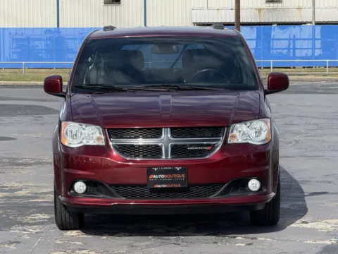 More photos of 2020 Dodge Grand Caravan SXT at Auto Boutique Texas, TX