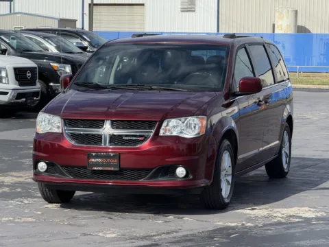 Another view of 2020 Dodge Grand Caravan SXT for sale in Alvin, TX at Auto Boutique Texas
