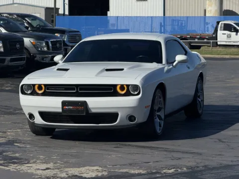 Another view of 2020 Dodge Challenger SXT for sale in Alvin, TX at Auto Boutique Texas