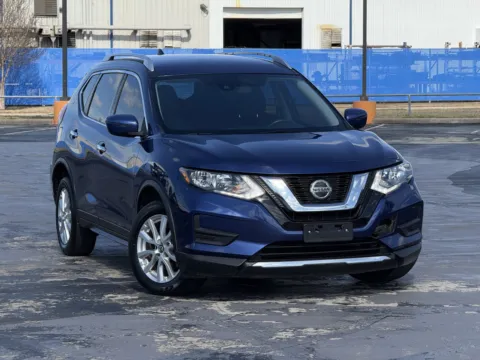 Photos of 2020 Nissan Rogue SV for sale in Alvin, TX at Auto Boutique Texas