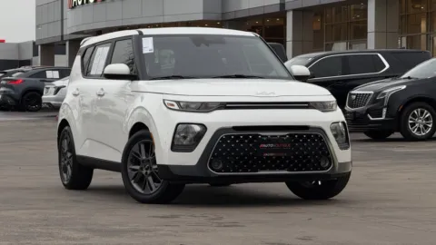 Photos of 2022 Kia Soul EX for sale in Alvin, TX at Auto Boutique Texas