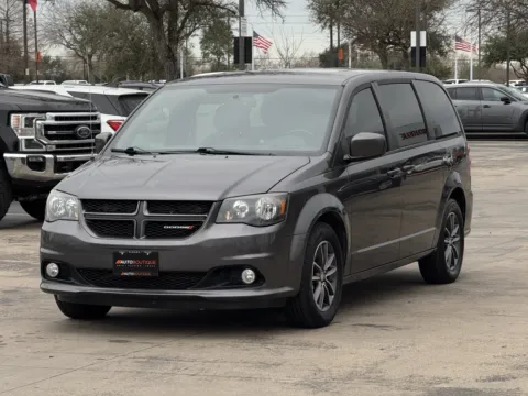 Another view of 2018 Dodge Grand Caravan GT for sale in Alvin, TX at Auto Boutique Texas