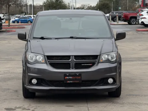 More photos of 2018 Dodge Grand Caravan GT at Auto Boutique Texas, TX