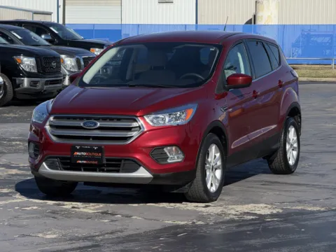 Another view of 2017 FORD ESCAPE SE for sale in Alvin, TX at Auto Boutique Texas