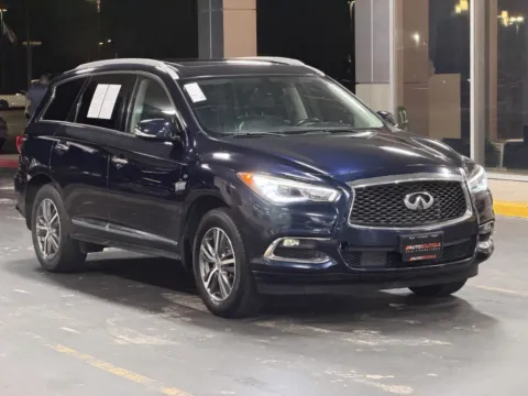 Photos of 2020 INFINITI QX60 LUXE for sale in Alvin, TX at Auto Boutique Texas