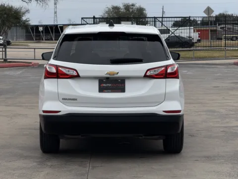More photos of 2021 Chevrolet Equinox LS at Auto Boutique Texas, TX
