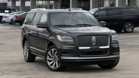 Gray 2023 Lincoln Navigator Reserve for sale in Alvin, TX