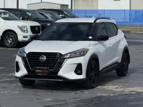 Another view of 2023 Nissan Kicks SR for sale in Alvin, TX at Auto Boutique Texas
