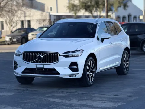 Another view of 2023 Volvo XC60 Plus Bright Theme for sale in Alvin, TX at Auto Boutique Texas