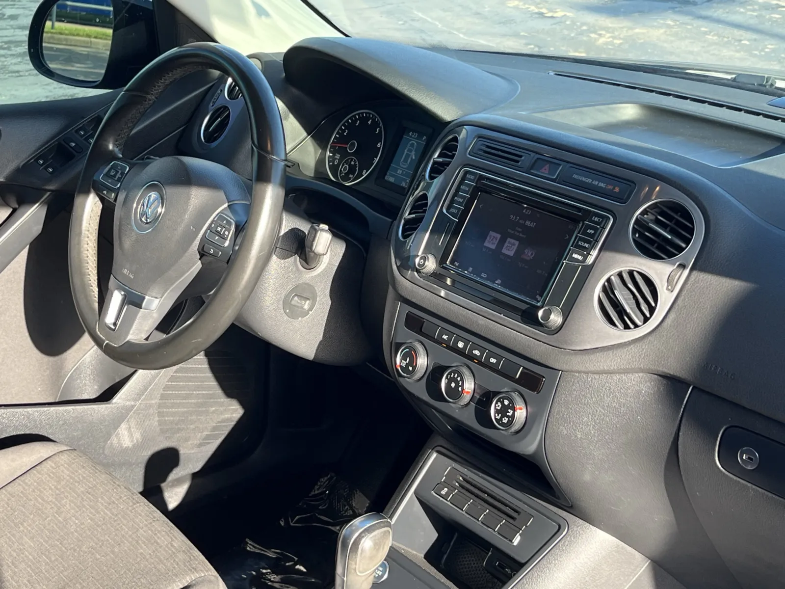2017 Volkswagen Tiguan Limited Base - Photo 13