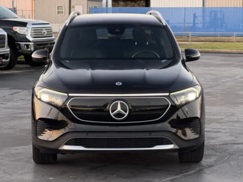 More photos of 2022 Mercedes-Benz EQB 300 at Auto Boutique Texas, TX