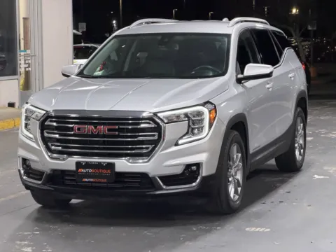 Another view of 2022 GMC Terrain SLT for sale in Alvin, TX at Auto Boutique Texas