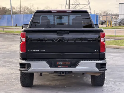More photos of 2022 Chevrolet Silverado 1500 LTD LT at Auto Boutique Texas, TX
