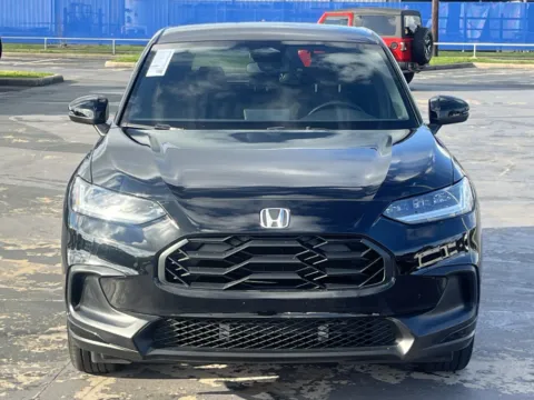 More photos of 2025 Honda HR-V Sport at Auto Boutique Texas, TX