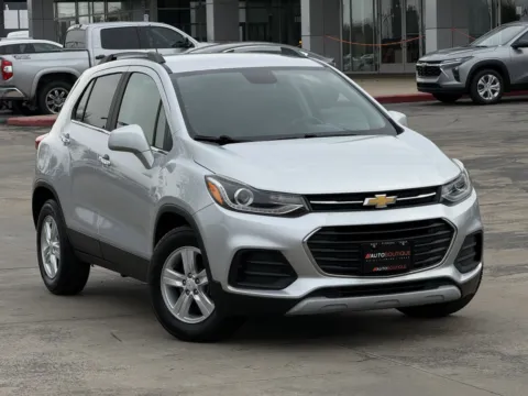 Photos of 2020 Chevrolet Trax LT for sale in Alvin, TX at Auto Boutique Texas