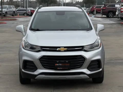 More photos of 2020 Chevrolet Trax LT at Auto Boutique Texas, TX