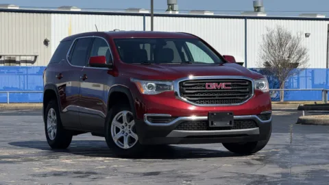Photos of 2019 GMC Acadia SLE for sale in Alvin, TX at Auto Boutique Texas