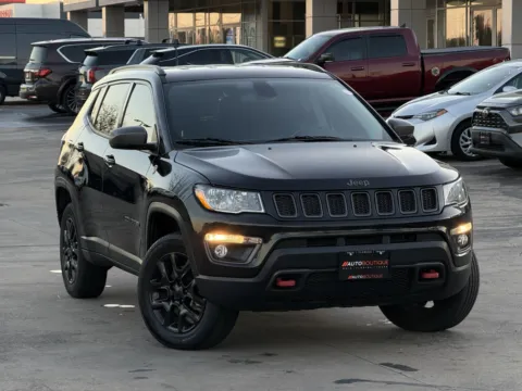 Another view of 2020 Jeep Compass Trailhawk for sale in Alvin, TX at Auto Boutique Texas