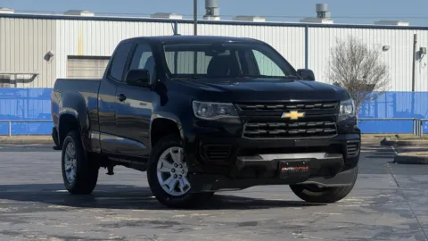 Another view of 2022 Chevrolet Colorado 2WD LT for sale in Alvin, TX at Auto Boutique Texas