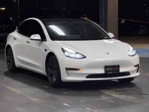 Photos of 2023 Tesla Model 3 for sale in Alvin, TX at Auto Boutique Texas