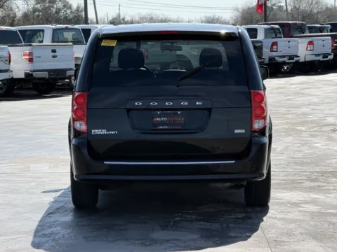 More photos of 2017 Dodge Grand Caravan SE at Auto Boutique Texas, TX