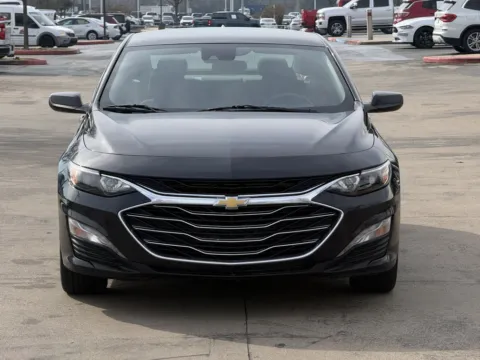 More photos of 2023 Chevrolet Malibu LT at Auto Boutique Texas, TX