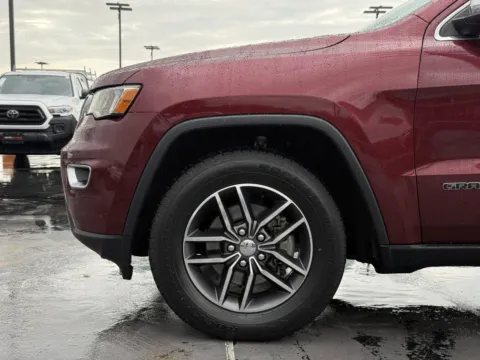 More photos of 2018 Jeep Grand Cherokee Limited at Auto Boutique Texas, TX