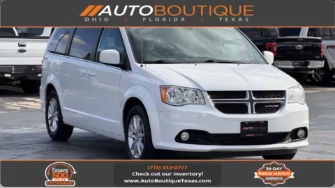 White 2019 Dodge Grand Caravan SXT for sale in Alvin, TX
