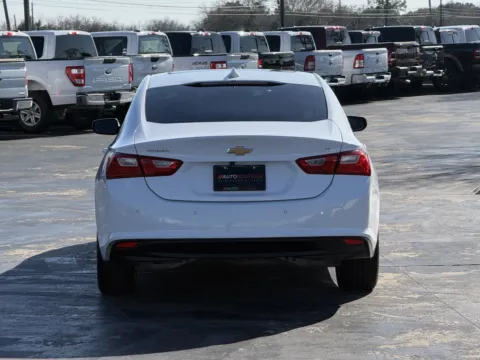 More photos of 2024 Chevrolet Malibu LT at Auto Boutique Texas, TX
