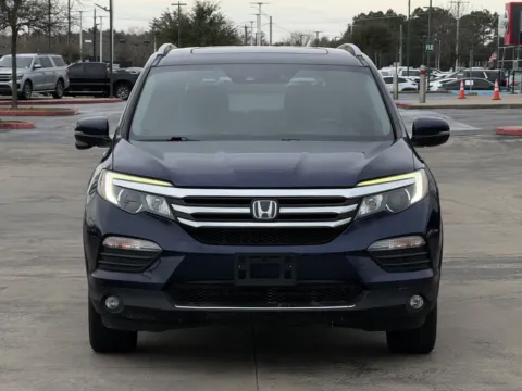 More photos of 2016 Honda Pilot Touring at Auto Boutique Texas, TX