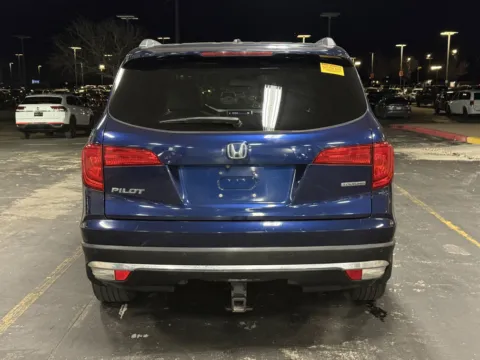 More photos of 2016 Honda Pilot Touring at Auto Boutique Texas, TX