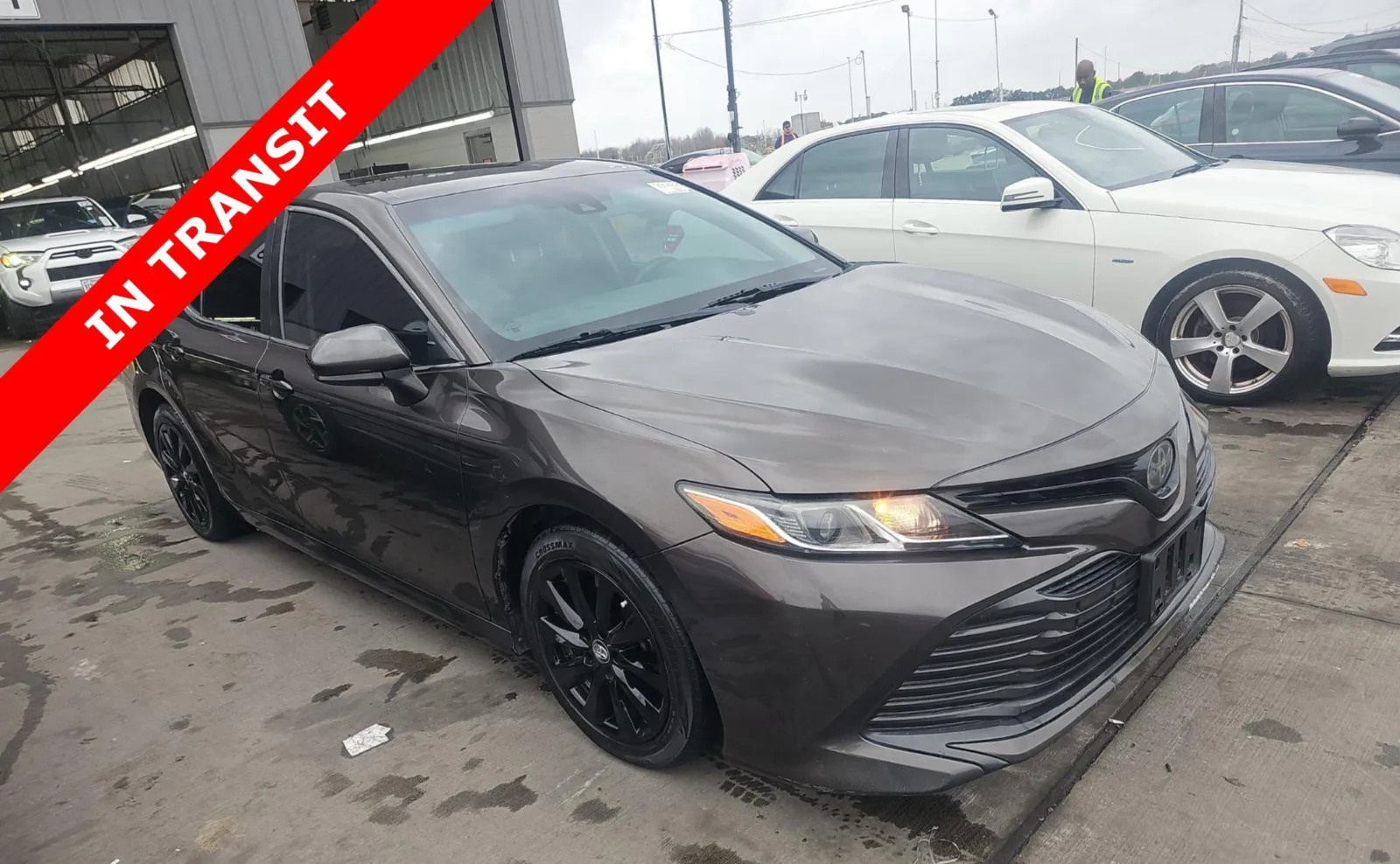 Brown 2018 Toyota Camry LE for sale in Alvin, TX