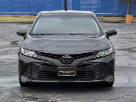More photos of 2018 Toyota Camry LE at Auto Boutique Texas, TX