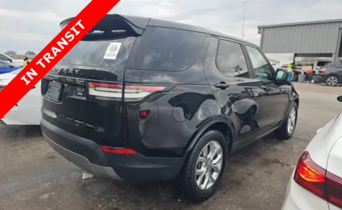 Another view of 2020 Land Rover Discovery SE for sale in Alvin, TX at Auto Boutique Texas