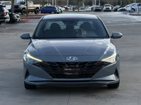 More photos of 2021 Hyundai Elantra SEL at Auto Boutique Texas, TX