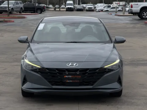 More photos of 2021 Hyundai Elantra SEL at Auto Boutique Texas, TX